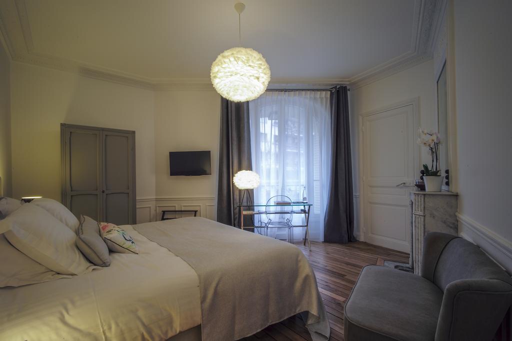 Bed and Breakfast Relais12bis Bed&Breakfast By Eiffel Tower Paris Zimmer foto